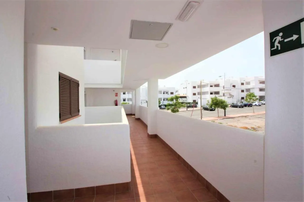 Casa Paraiso App Con Balcon Y Piscina Comunitaria Daire San Juan de los Terreros İspanya
